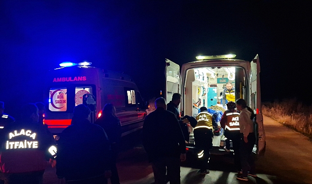 Kontrolden çıkan otomobil dere yatağına devrildi: 3 yaralı