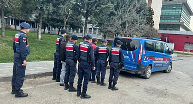 Mal ve arazi mevzusu nedeniyle babalarını öldüren kardeşler tutuklandı
