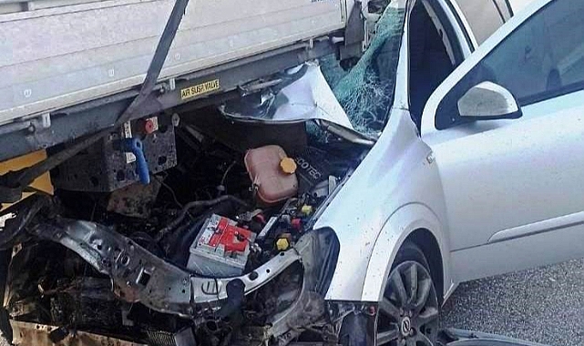 Otomobil tıra arkadan çaptı: 1 ağır yaralı
