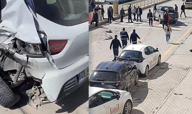 Pikap park halindeki 3 araca çarptı: 1 yaralı