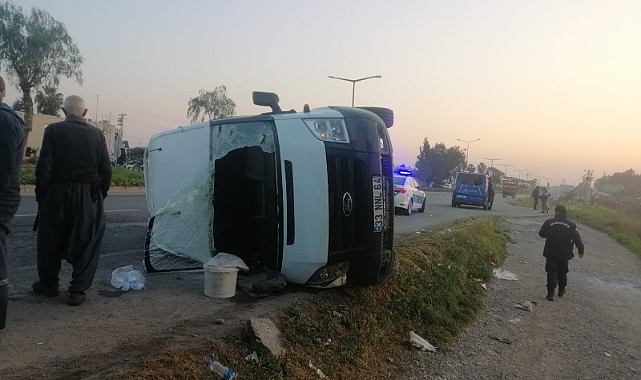 Tarım işçilerini taşıyan minibüs ile kamyonet çarpıştı: 6 yaralı
