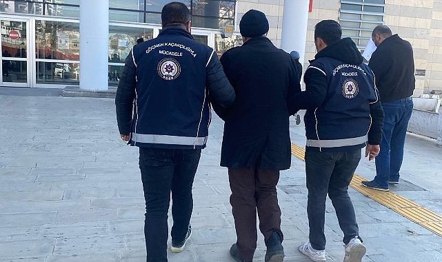 Yakalanan göçmen kaçakçısı tutuklandı