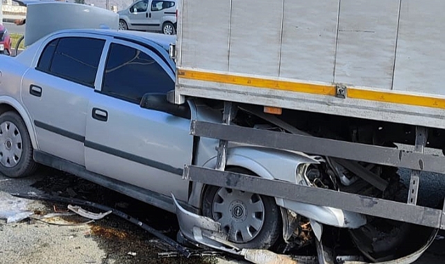 Zincirleme trafik kazası: 1 yaralı