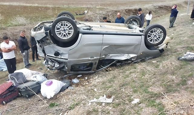 Bayram tatili yolunda kaza: 5 yaralı