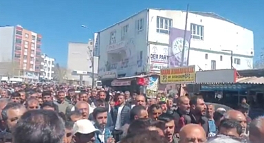 Çağrılar sonrası Hilvan'da halk sokağa indi!