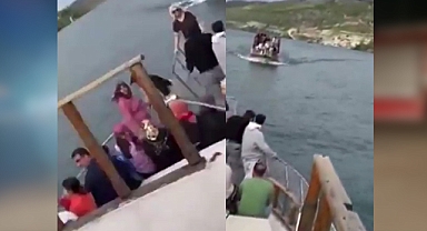 Halfeti'de tekneler kafa kafaya çarpıştı