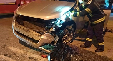 İki otomobil çarpıştı: 4 yaralı