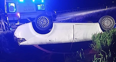 Kontrolden çıkan otomobil devrildi: 3 yaralı