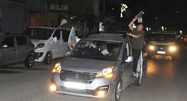 Polis aracı kaza yaptı: Yaralılar var