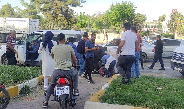 Şanlıurfa'da kazayı gören kadın yolcu gözyaşlarına boğuldu