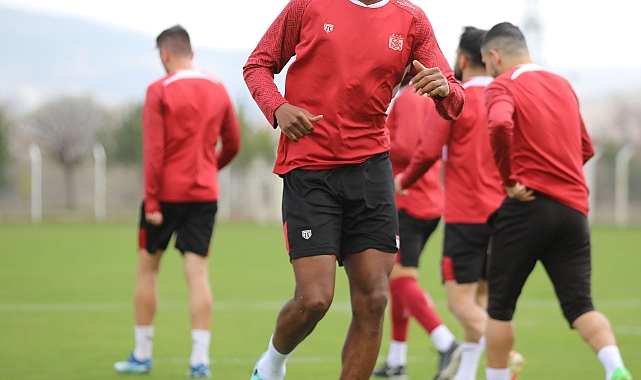 Sivasspor, Fenerbahçe maçına hazırlanıyor