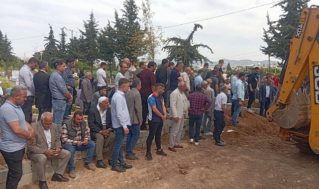 Trafik kazasında ölen tarım işçileri Kızıltepe'de toprağa verildi