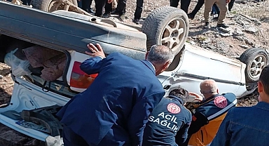 Yüksekova’da otomobil devrildi: 9 yaralı