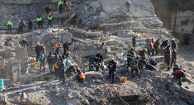 38 kişinin hayatını kaybettiği Dündar Apartmanı'nın müteahhitlerine ceza