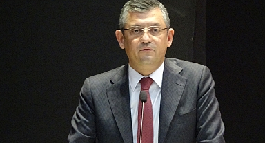 CHP lideri Özel: "Müfredat yapmak anayasa yapmak gibidir"