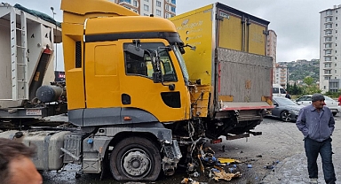 Duramayan tır, 5 aracı biçti: Çok sayıda yaralı var