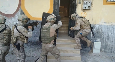 Şanlıurfa merkezli 2 ilde DEAŞ operasyonu: 44 gözaltı