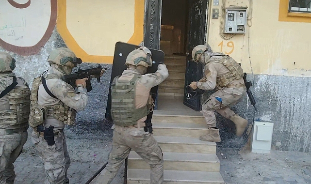 Şanlıurfa merkezli 2 ilde DEAŞ operasyonu: 44 gözaltı