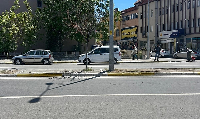 Tartıştığı eski eşini ve babasını vurdu