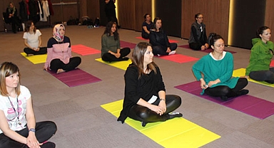 Uzmanından hamilelik yogası önerisi