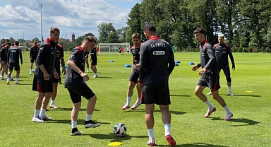 A Milli Futbol Takımı, Polonya maçı hazırlıklarını tamamladı