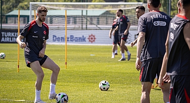 A Milli Takım, İtalya maçı öncesi Türkiye'deki son çalışmasını yaptı