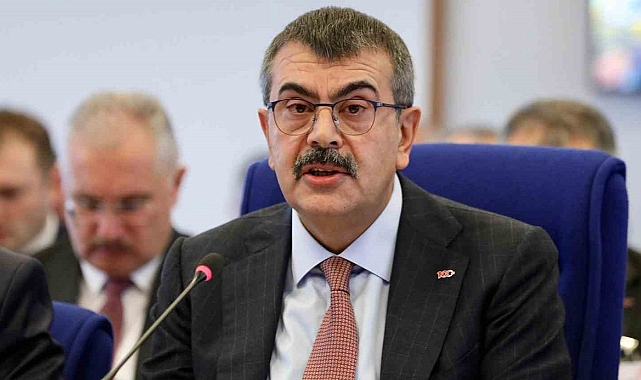 Bakan Tekin taban maaş sorunları hakkında konuştu! "Çözmek için gerekli adımları atıyoruz"