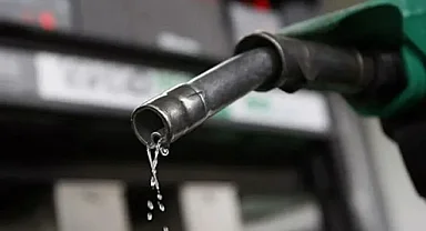 Bayram öncesi araç sahiplerine üzen haber! Motorine zam geliyor