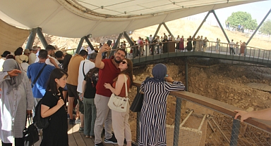 Bayram tatilinde tarihin sıfır noktasına ziyaretçi akını