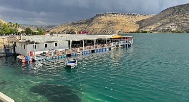 Halfeti bayram tatilinde sessizliğe büründü