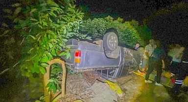 Kamyonet şarampole uçtu: 1’i ağır 4 yaralı