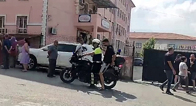 Kimliğini unutan ve sınava geç kalan adayların imdadına polis ekipleri yetişti