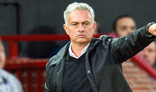 Mourinho İstanbul’a gelişini videoyla duyurdu