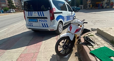 Otomobil ile motosiklet çarpıştı: 1 yaralı