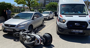 Otomobil ile motosiklet çarpıştı: 1 yaralı