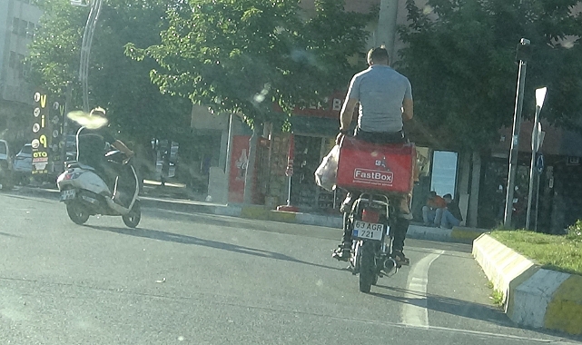 Şanlıurfa'da tehlikeli yolculuk kamerada