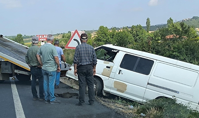 Şarampole uçan minibüste 5 kişi yaralandı