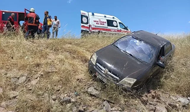 Siverek'te otomobil şarampole yuvarlandı! Sürücü yaralandı