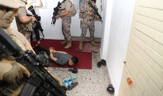 Terör operasyonu: 12 gözaltı