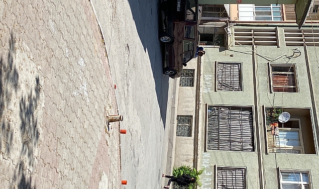 Üvey baba, oğlu ile kavga eden çocuğu bıçaklayarak öldürdü