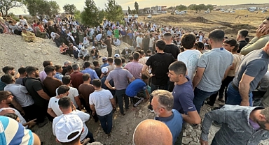 Yangında hayatını kaybeden 8 vatandaş defnedildi