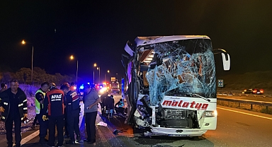 2 yolcu otobüsü çarpıştı: Çok sayıda yaralı