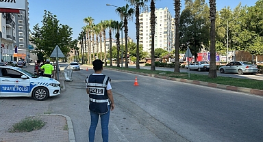 Adana'da firari hükümlüler şok uygulamada yakalandı