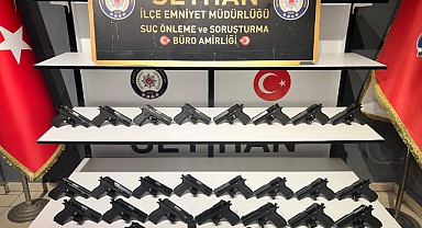 Adana'da mobilya atölyesinden cephanelik çıktı