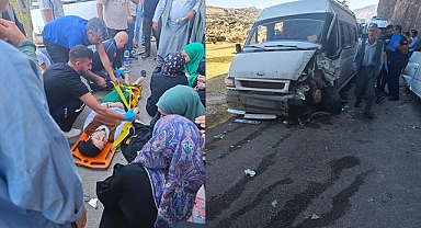 Adıyaman’da işçileri taşıyan 2 minibüs çarpıştı: 13 yaralı
