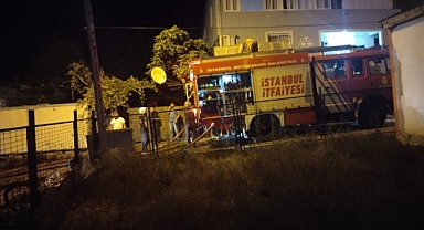 Ahır ve kümes alev alev yandı: 30 tavuk telef oldu