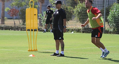 Alex de Souza, Antalyaspor'la ilk antrenmanına çıktı