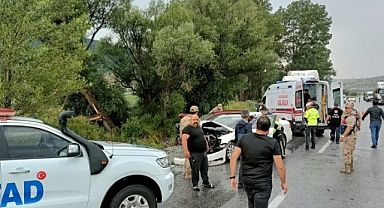 Erzincan’da trafik kazası: 4 yaralı