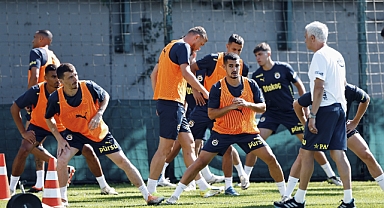 Fenerbahçe'de, yeni sezon hazırlıkları sürüyor