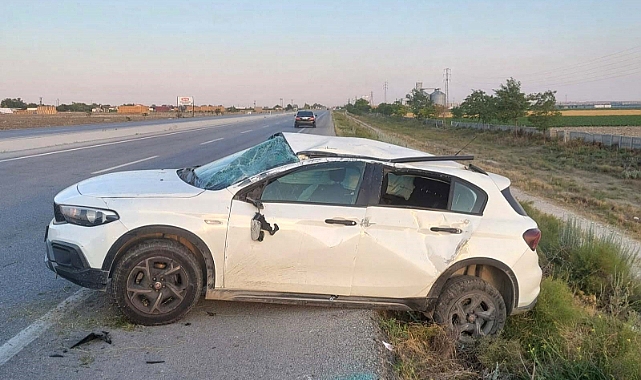 Konya'da otomobil yoldan çıktı: 5 yaralı